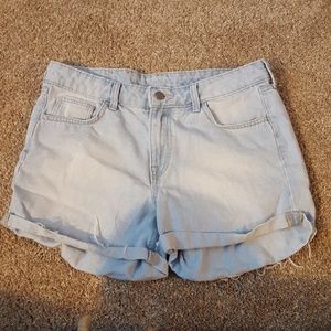 High-risk Light Wash Denim Shorts